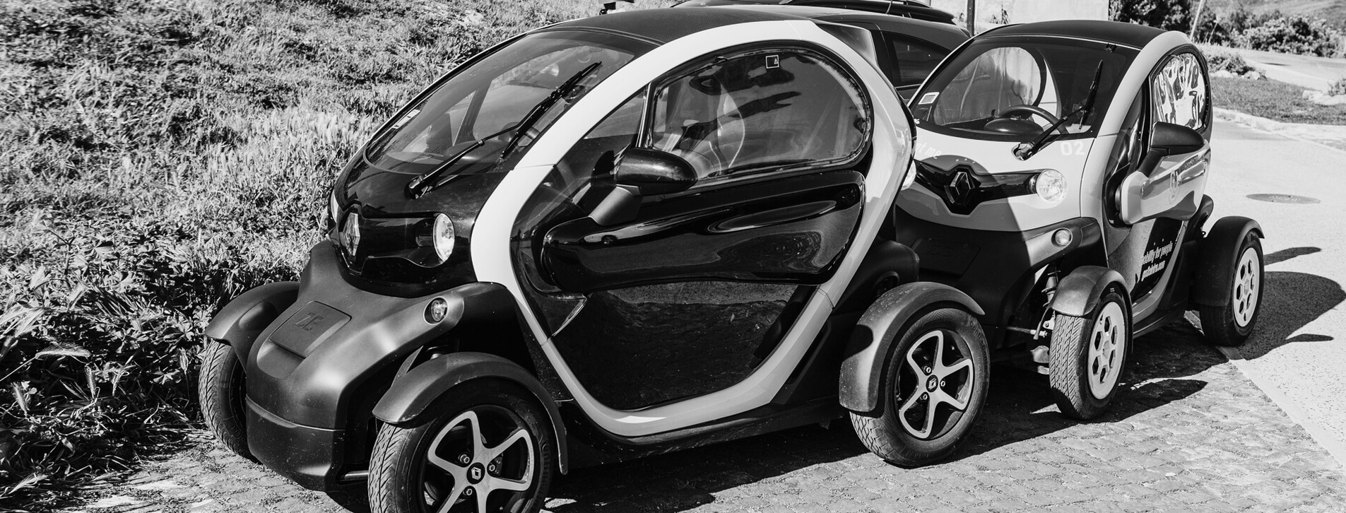 Fotoğraf 1 - İki Kişi için İki Ayrı Twizy Araçla Istanbul Turu