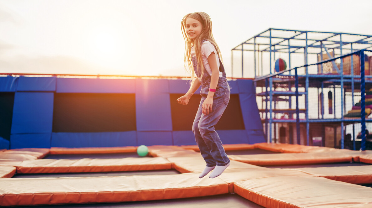 Çocuk için Trambolin Parkı Yeni Deneyim - Çocuk için Trambolin Parkı