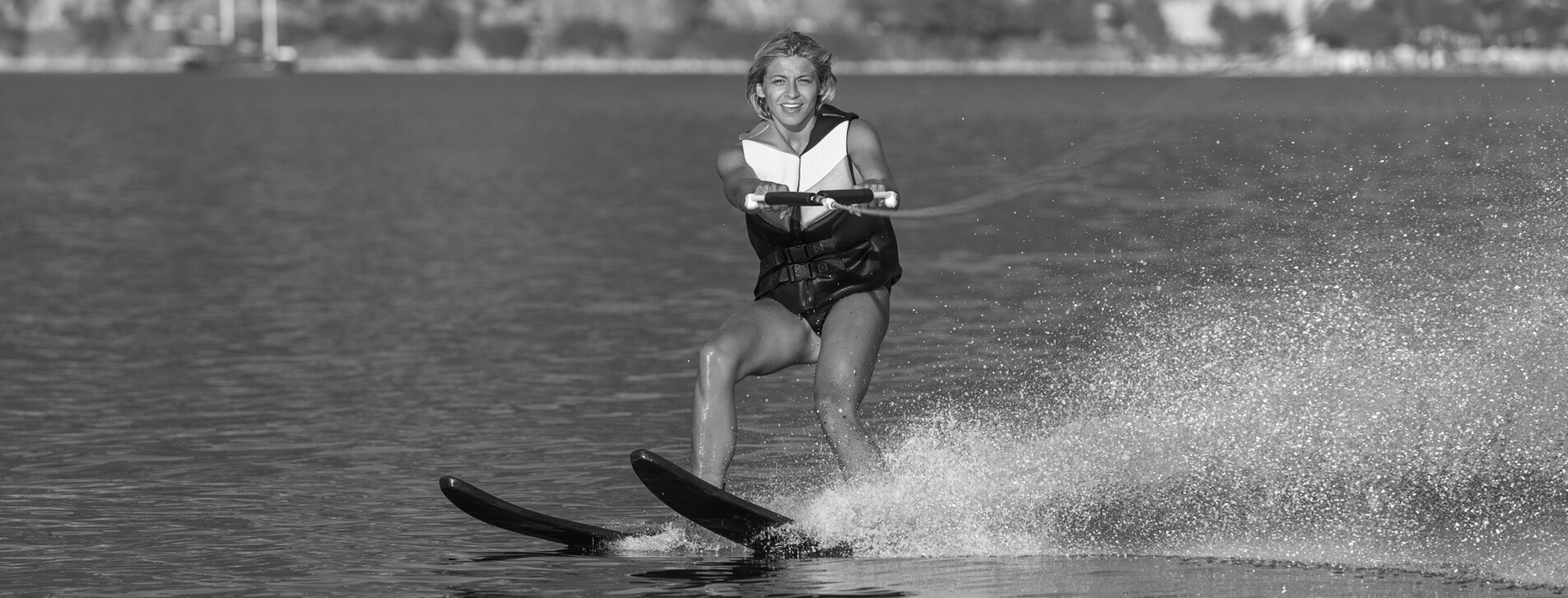 Fotoğraf 1 - İki Kişi için Kablolu Waterski Dersi