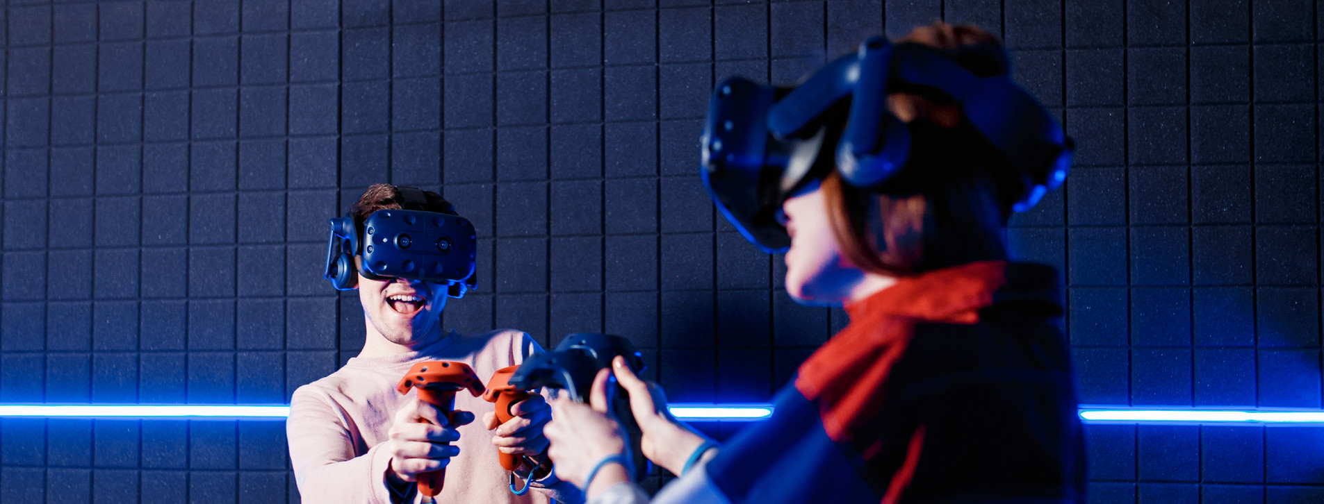 Fotoğraf 1 - İki Kişi için VR Sanal Gerçeklik Oyunu