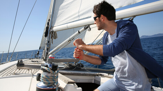 İstanbul'da Yelken ile Tanışma Eğitimi İstanbul'da Yelken ile Tanışma Eğitimi