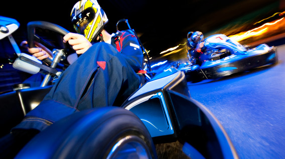 Arkadaş Grubu için Karting Arkadaş Grubu için Karting