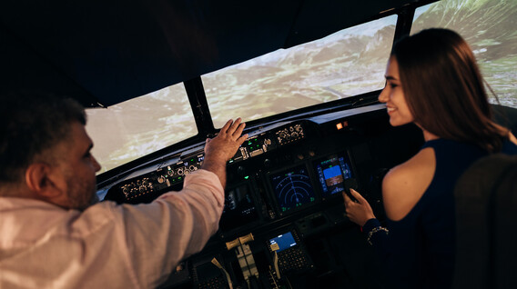 İstanbul'da İki Kişi için Boeing 737 Uçuş Simülatörü Deneyimi İstanbul'da İki Kişi için Boeing 737 Uçuş Simülatörü Deneyimi