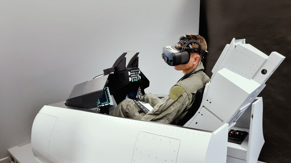 F-16 simulator Deneyimi F-16 simulator Deneyimi