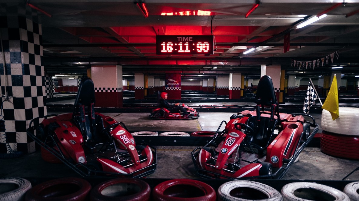 Arkadaş Grubu için Karting Karting - Arkadaş Grubu için Karting