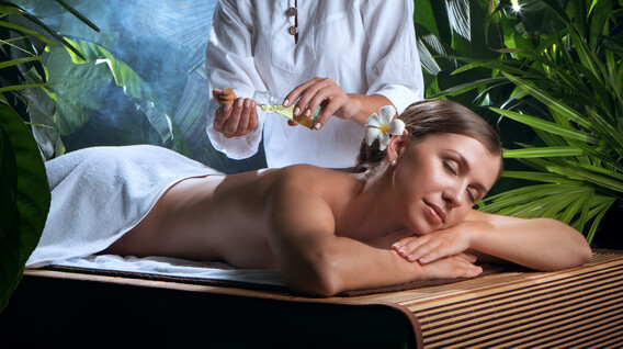 Geleneksel Bali Masajı Geleneksel Bali Masajı