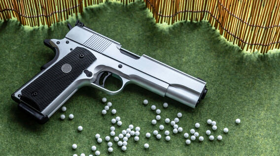 Airsoft Poligonunda Atış Deneyimi Airsoft Poligonunda Atış Deneyimi