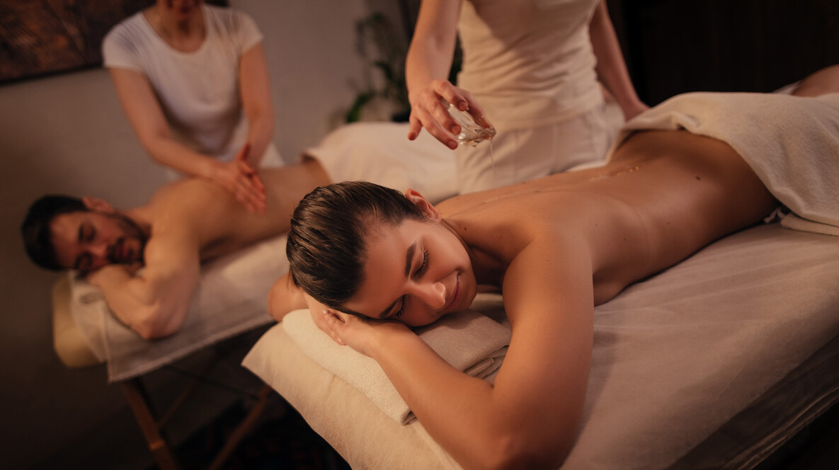 İki Kişi için Avrupa Yakasında Aroma Masajı Doğum Günü Hediyeleri - İki Kişi için Avrupa Yakasında Aroma Masajı