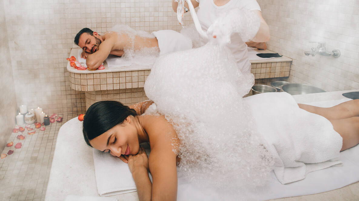 İki Kişi için Geleneksel Kese & Köpük Masajı İki Kişi için Geleneksel Kese & Köpük Masajı