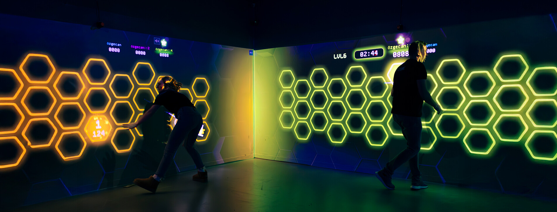 Fotoğraf 1 - Arkadaş Grubu için XPZONE'de Yenilikçi İnteraktif Oyunlar