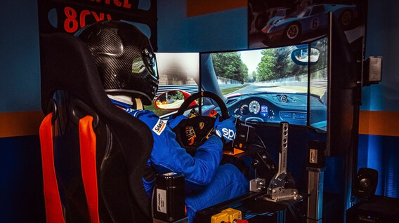 İstanbul'da İki Kişi için Araç Simülatör Oyunu Deneyimi Bayan Sevgiliye Hediye Kocaeli'de - İstanbul'da İki Kişi için Araç Simülatör Oyunu Deneyimi