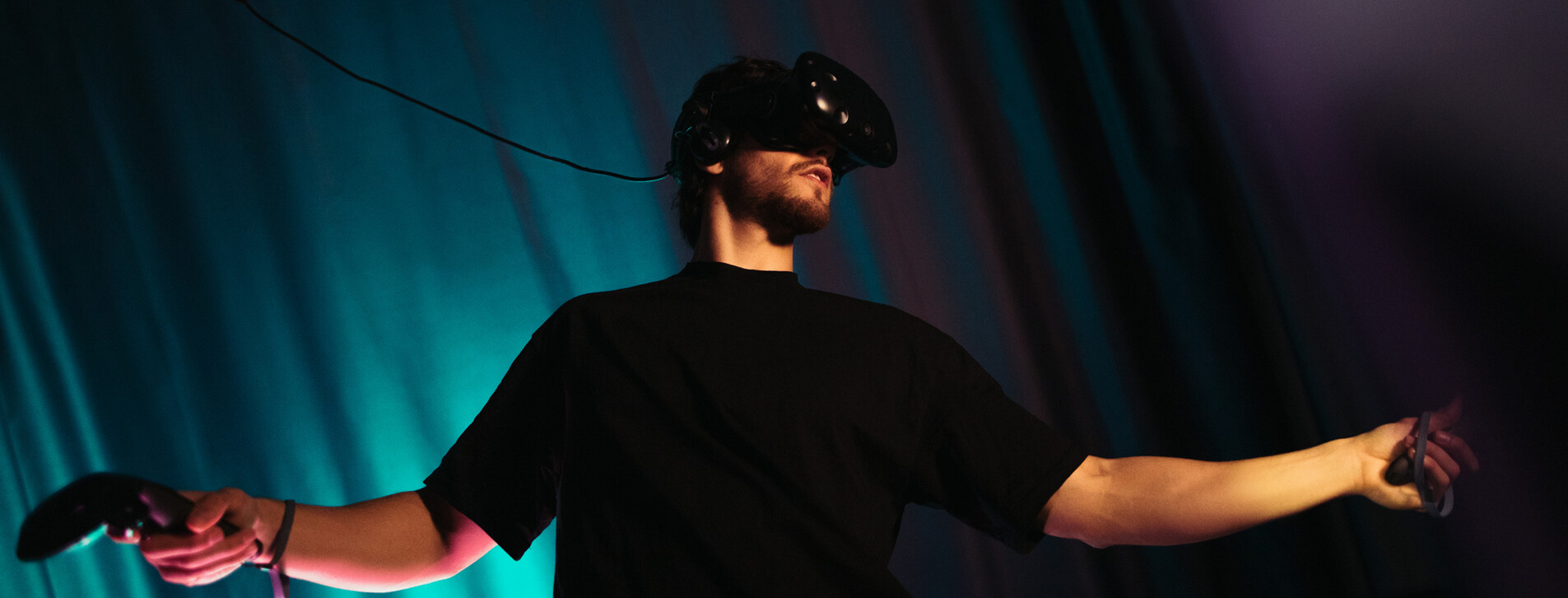 Arkadaş Grubu için VR Sanal Gerçekçilik Oyunu - 2 Fotoğraf 2 - Arkadaş Grubu için VR Sanal Gerçeklik Oyunu