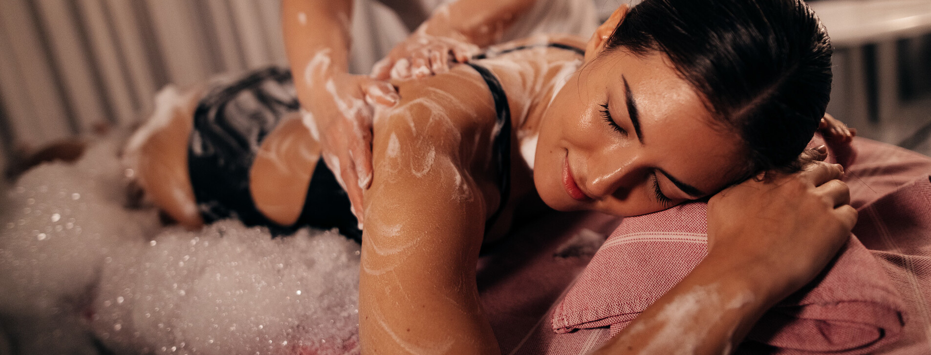 İki Kişi için Geleneksel Kese & Köpük Masajı - 5 Fotoğraf 5 - İki Kişi için Geleneksel Kese & Köpük Masajı