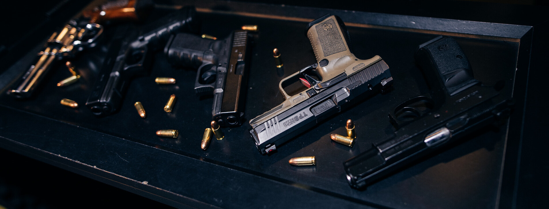 İki Kişi için Poligon'da Silahla Atış - 7 Fotoğraf 7 - İki Kişi için Poligon'da Silahla Atış