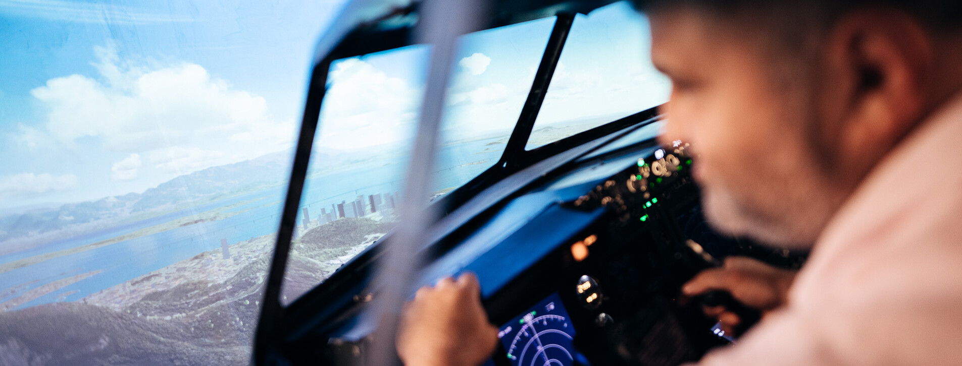 İki Kişi için Boeing 737 Uçuş Simülatörü Deneyimi - 10 Fotoğraf 10 - İki Kişi için Boeing 737 Uçuş Simülatörü Deneyimi