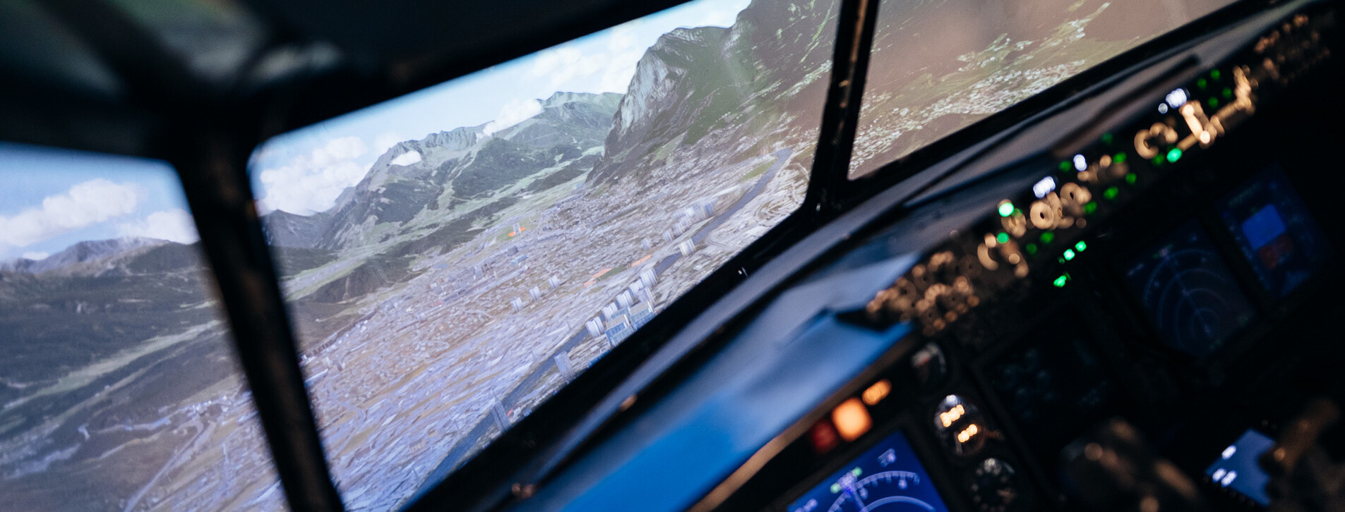 İki Kişi için Boeing 737 Uçuş Simülatörü Deneyimi - 11 Fotoğraf 11 - İki Kişi için Boeing 737 Uçuş Simülatörü Deneyimi