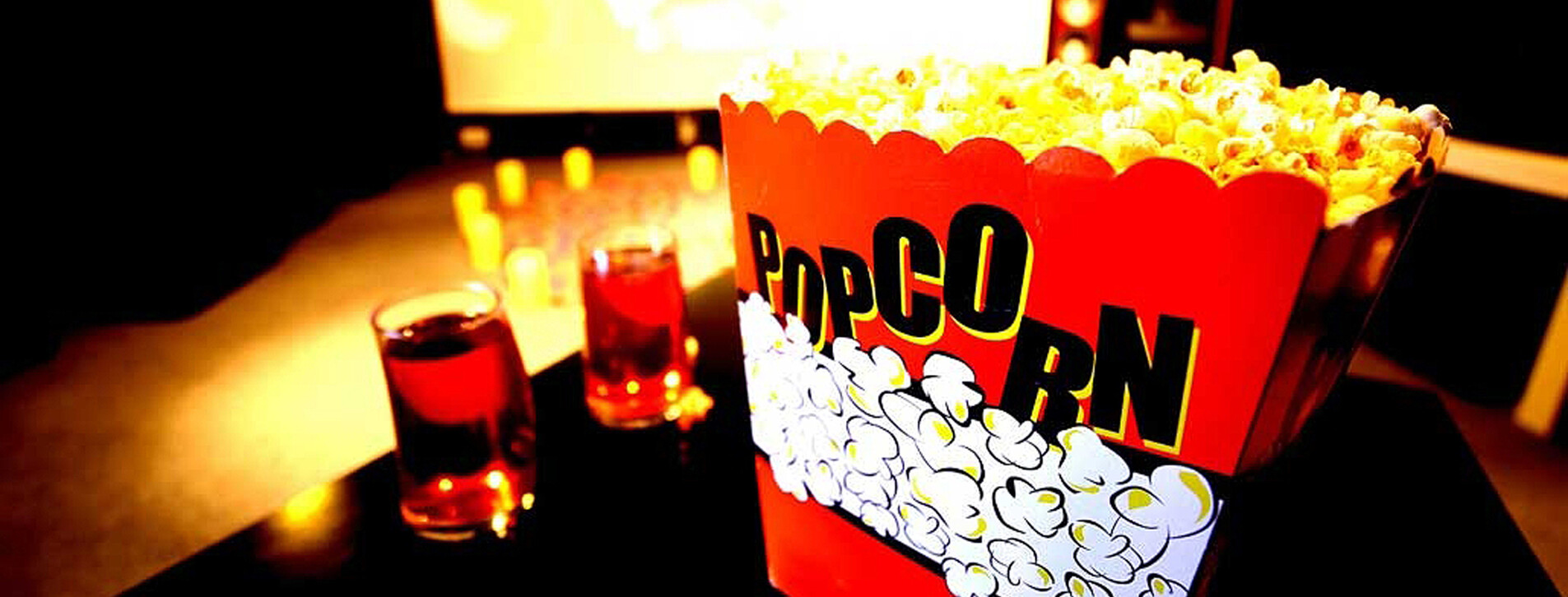 İstanbul'da İki Kişi için Romantik Sinema Keyfi - 2 Fotoğraf 2 - İki Kişi için Romantik Sinema Keyfi