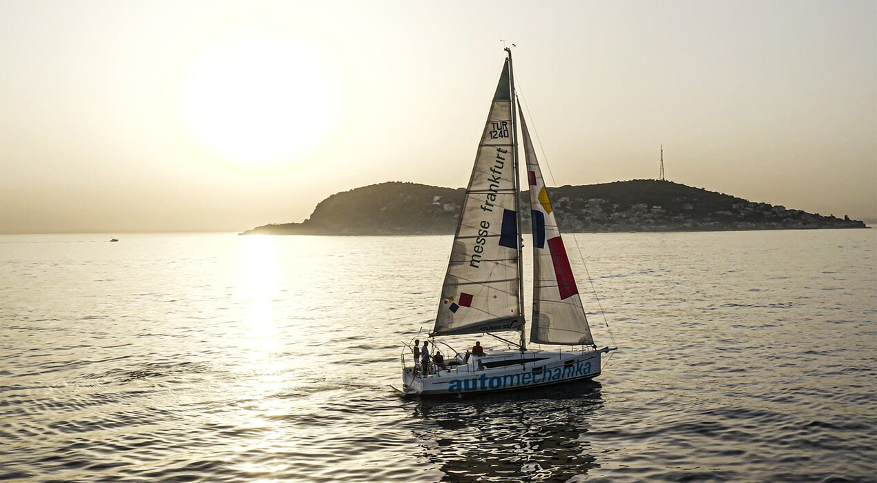 Cenoa Sailing - Yelken Okulu - 1 Fotoğraf 1 - Cenoa Sailing - Yelken Okulu