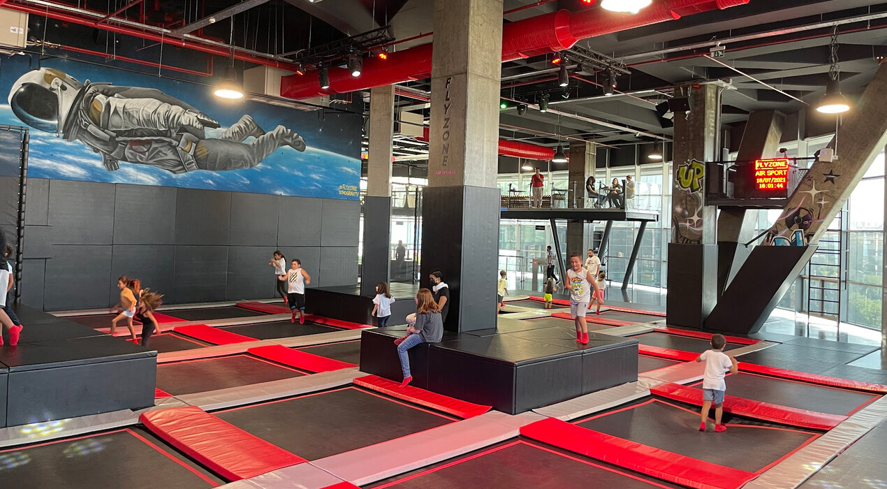 FlyZone - Trambolin Parkı (Mall of İstanbul Şubesi) - 8 Fotoğraf 8 - FlyZone - Trambolin Parkı (Mall of İstanbul Şubesi)