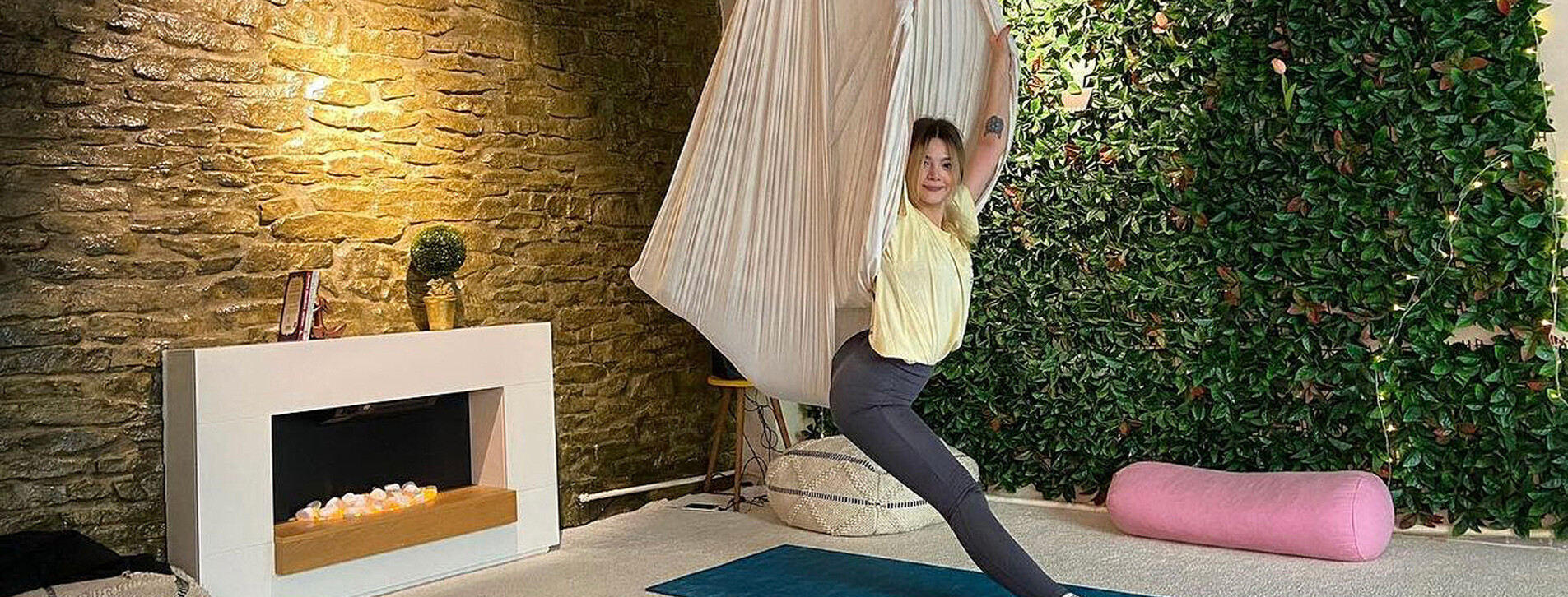 Antigravity Yoga ve Meditasyon Kursu - 19 Fotoğraf 19 - Antigravity Yoga ve Meditasyon Kursu