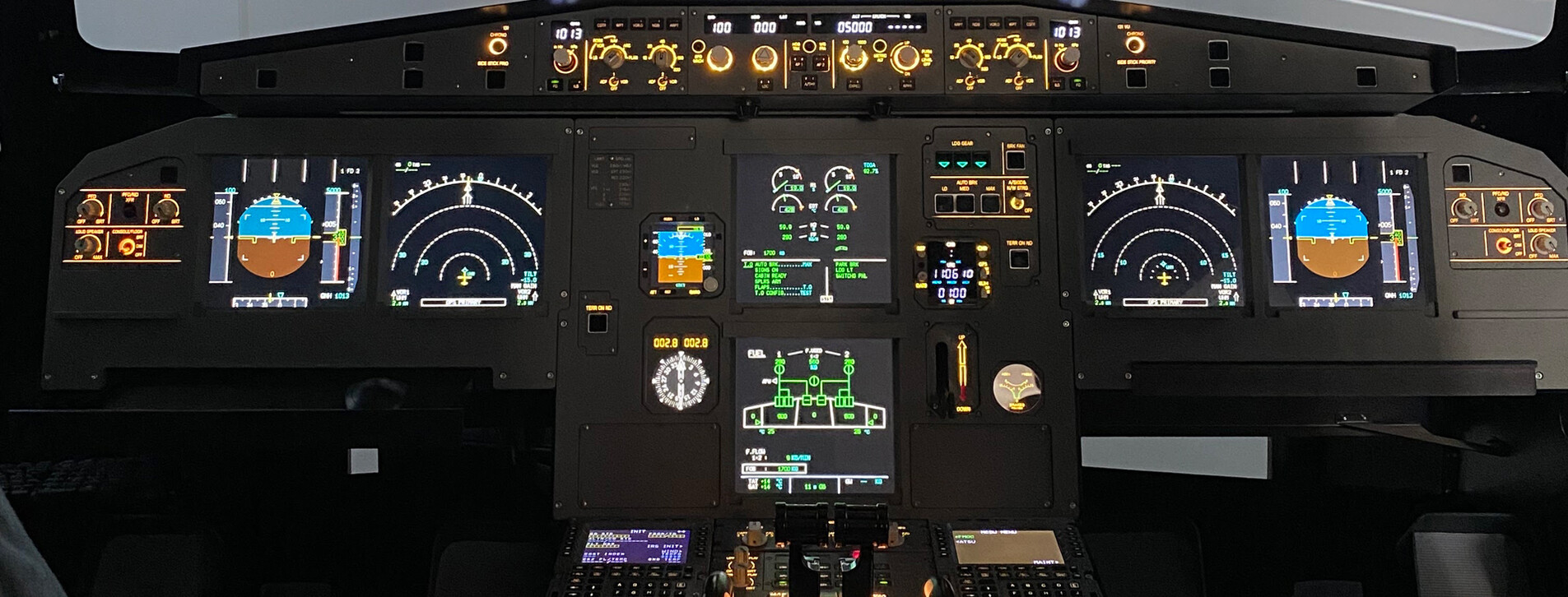 İki Kişi için Airbus A320 Uçuş Simülatörü Deneyimi - 20 Fotoğraf 20 - İki Kişi için Airbus A320 Uçuş Simülatörü Deneyimi