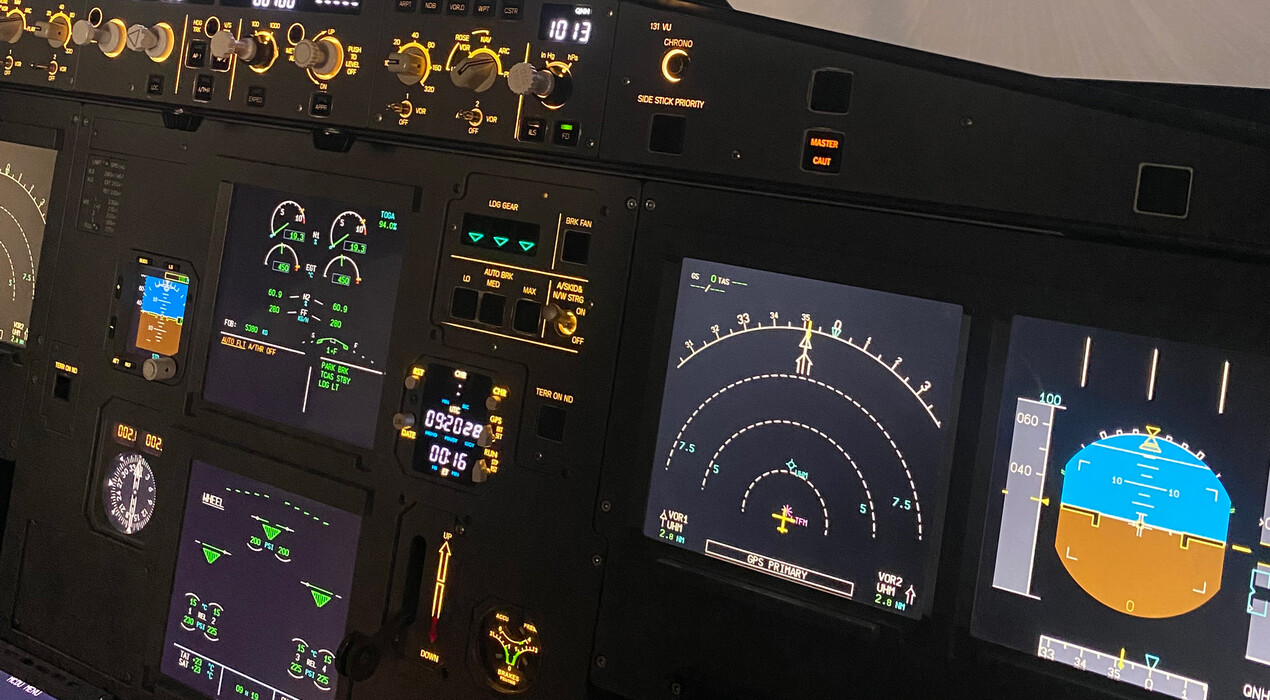 Flyincockpit Danışmanlık ve Uçuş Simülatör Merkezi - 5 Fotoğraf 5 - Flyincockpit Danışmanlık ve Uçuş Simülatör Merkezi