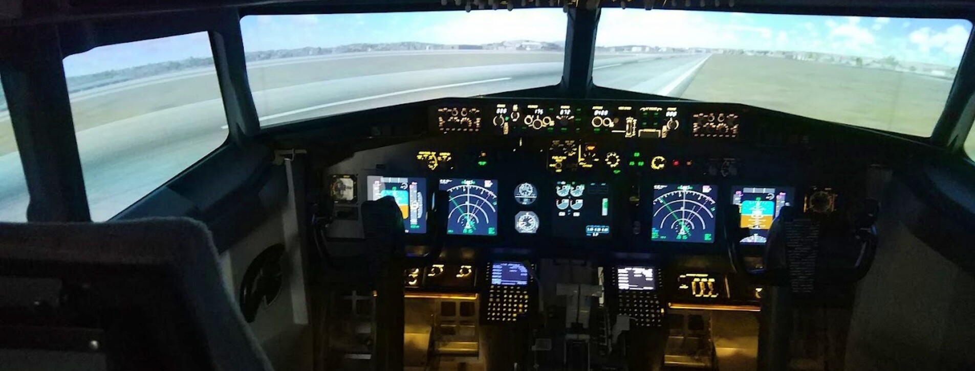İki Kişi için Boeing 737 Uçuş Simülatörü Deneyimi - 13 Fotoğraf 13 - İki Kişi için Boeing 737 Uçuş Simülatörü Deneyimi