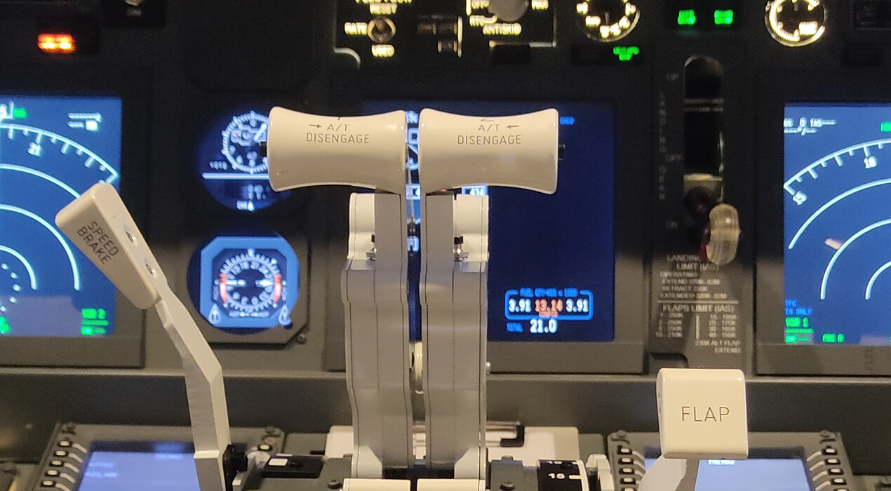 Flyincockpit Danışmanlık ve Uçuş Simülatör Merkezi - 4 Fotoğraf 4 - Flyincockpit Danışmanlık ve Uçuş Simülatör Merkezi