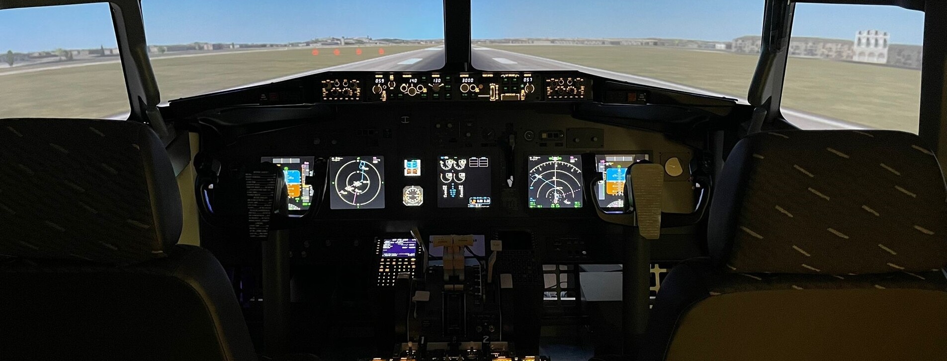 İki Kişi için Boeing 737 Uçuş Simülatörü Deneyimi - 29 Fotoğraf 29 - İki Kişi için Boeing 737 Uçuş Simülatörü Deneyimi