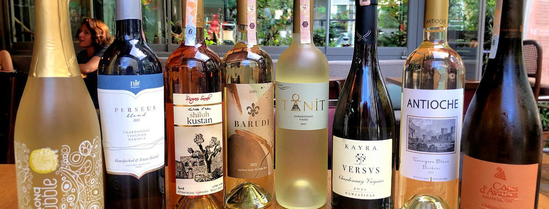 İstanbul'da Arkadaş Grubu için Şarap Barında bir Akşam - 4 Fotoğraf 4 - Arkadaş Grubu için Şarap Barında bir Akşam