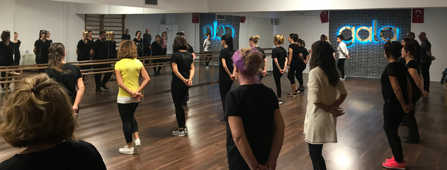 Bursa'da İki Kişi için Özel Hip Hop Dersi - 5 Fotoğraf 5 - İki Kişi için Özel Hip Hop Dersi