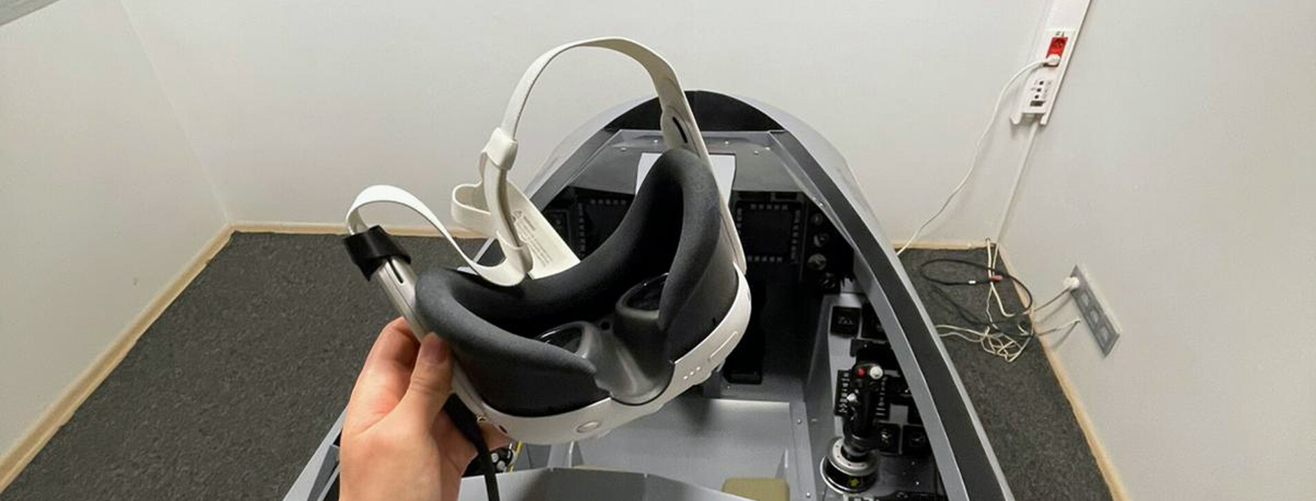 F-16 simulator Deneyimi - 6 Fotoğraf 6 - F-16 simulator Deneyimi