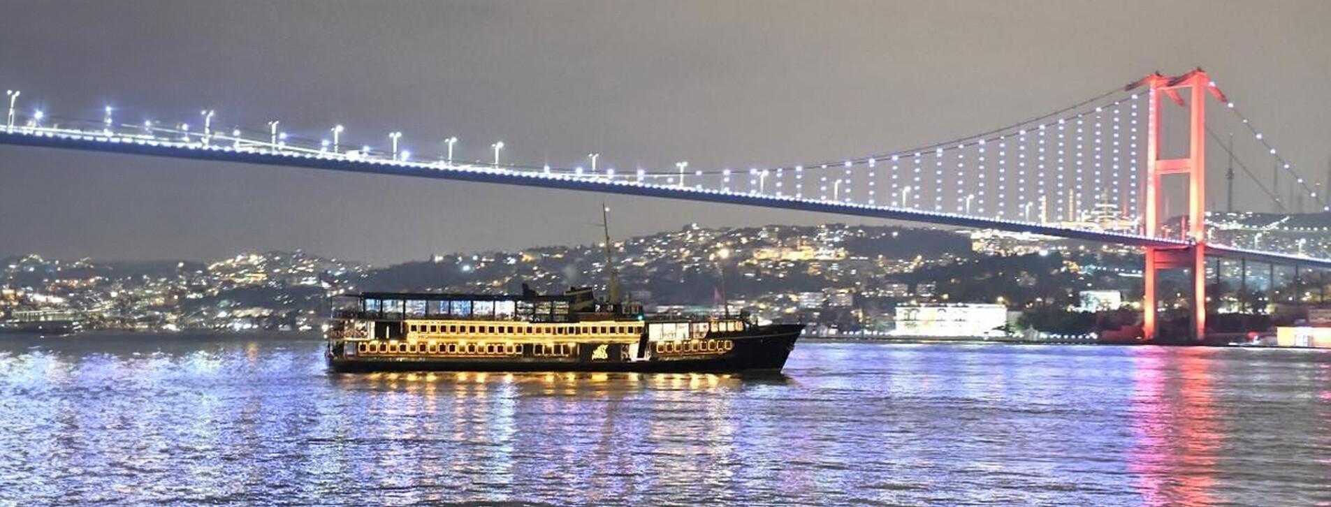 İstanbul'da Arkadaşlar Grubu Için Gala Salon Akşam Yemeği - 10 Fotoğraf 10 - Arkadaşlar Grubu Için Gala Salon Akşam Yemeği