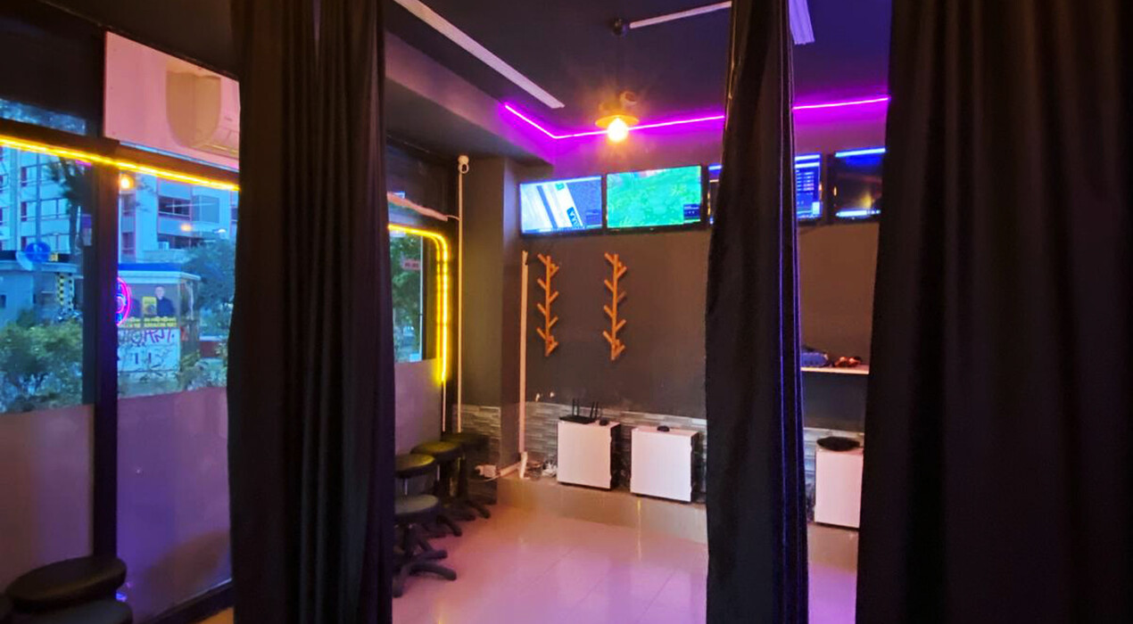 İZMİR VR ELEVEN - 4 Fotoğraf 4 - İZMİR VR ELEVEN