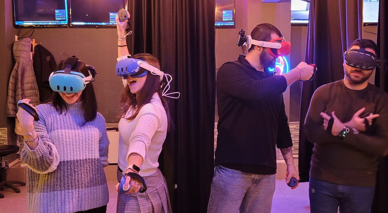 İZMİR VR ELEVEN - 3 Fotoğraf 3 - İZMİR VR ELEVEN