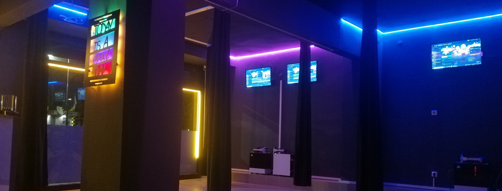 Izmir`de İki Kişi için VR Sanal Gerçeklik Oyunu - 3 Fotoğraf 3 - İki Kişi için VR Sanal Gerçeklik Oyunu